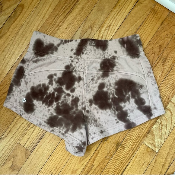 Lululemon Inner Glow Short 3" *Terry Marble Dye Silky French Press Size 8 - Picture 5 of 6